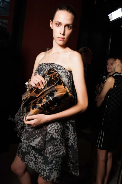 Look 61